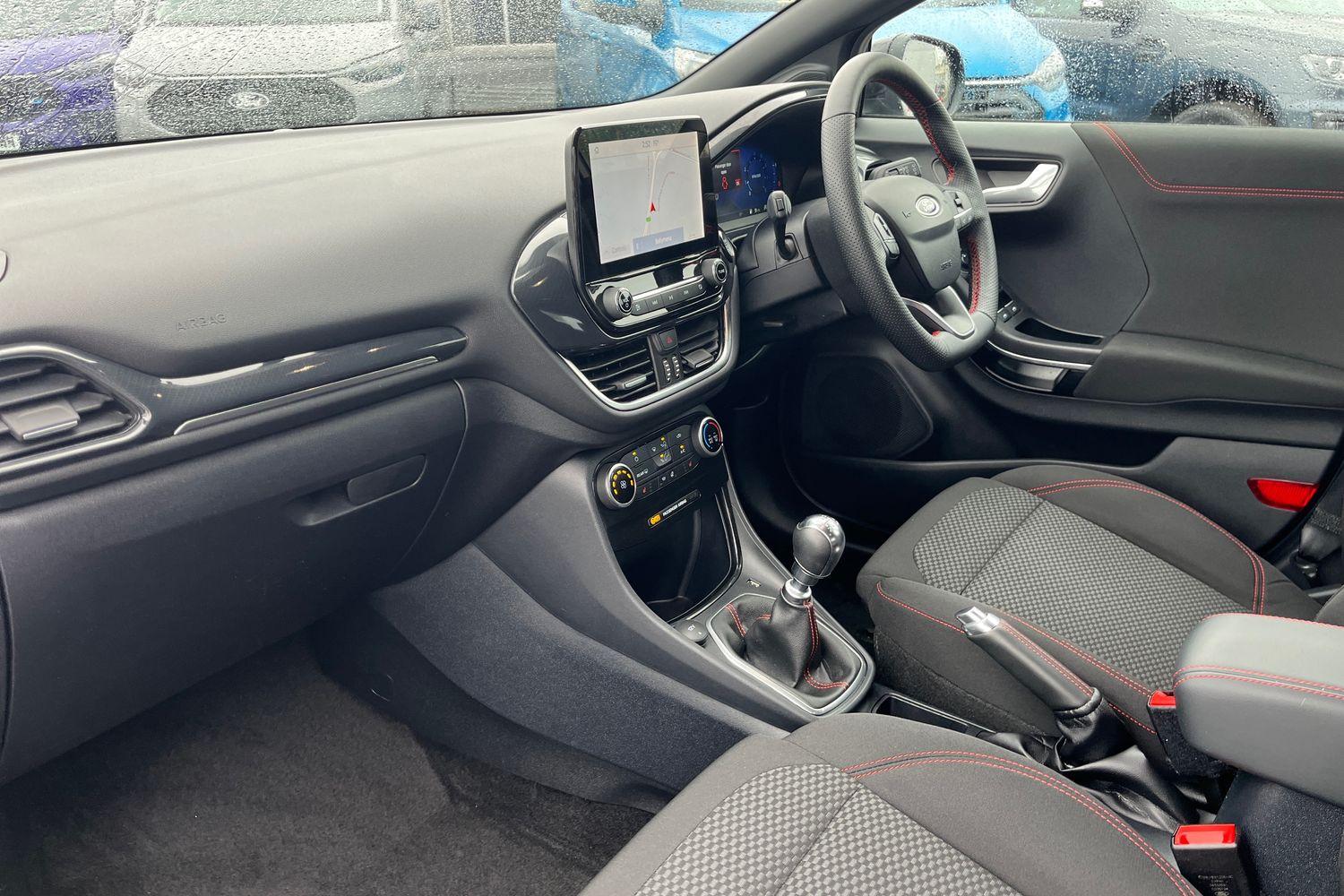 Ford PUMA Photo 17