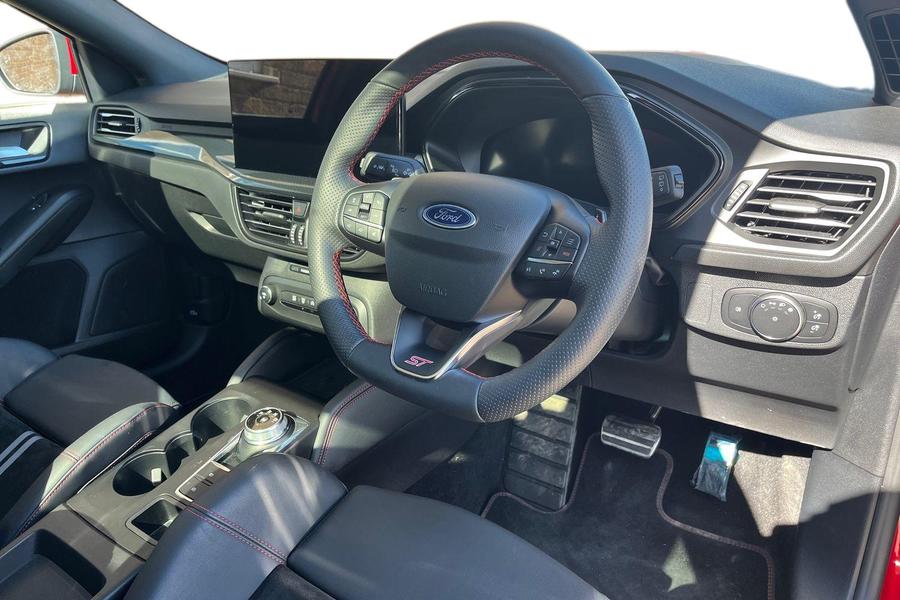 Ford Focus Photo autoimg-94e5884d9823d39da09521e2a795cbaf272edf0f.jpg