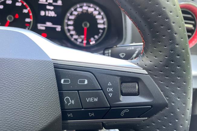 SEAT Arona Photo 17