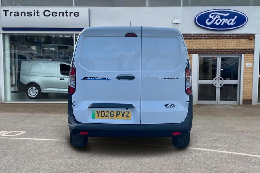 Ford TRANSIT E-COURIER Photo autoimg-94e881b8bb359e240225df5acd19d74f3dc025c0.jpg