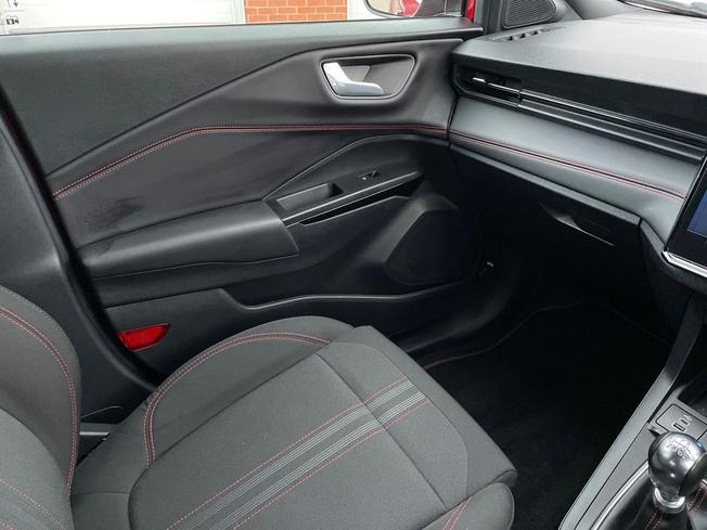 FORD Puma Photo 47