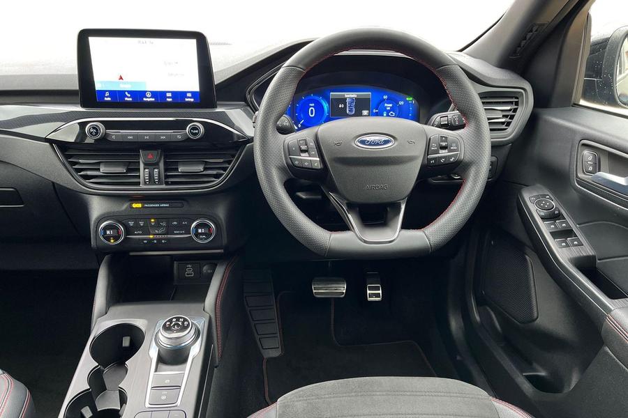 Ford Kuga Photo autoimg-94eaa144b6d3c2554cf304de1569e2205a4a90cd.jpg