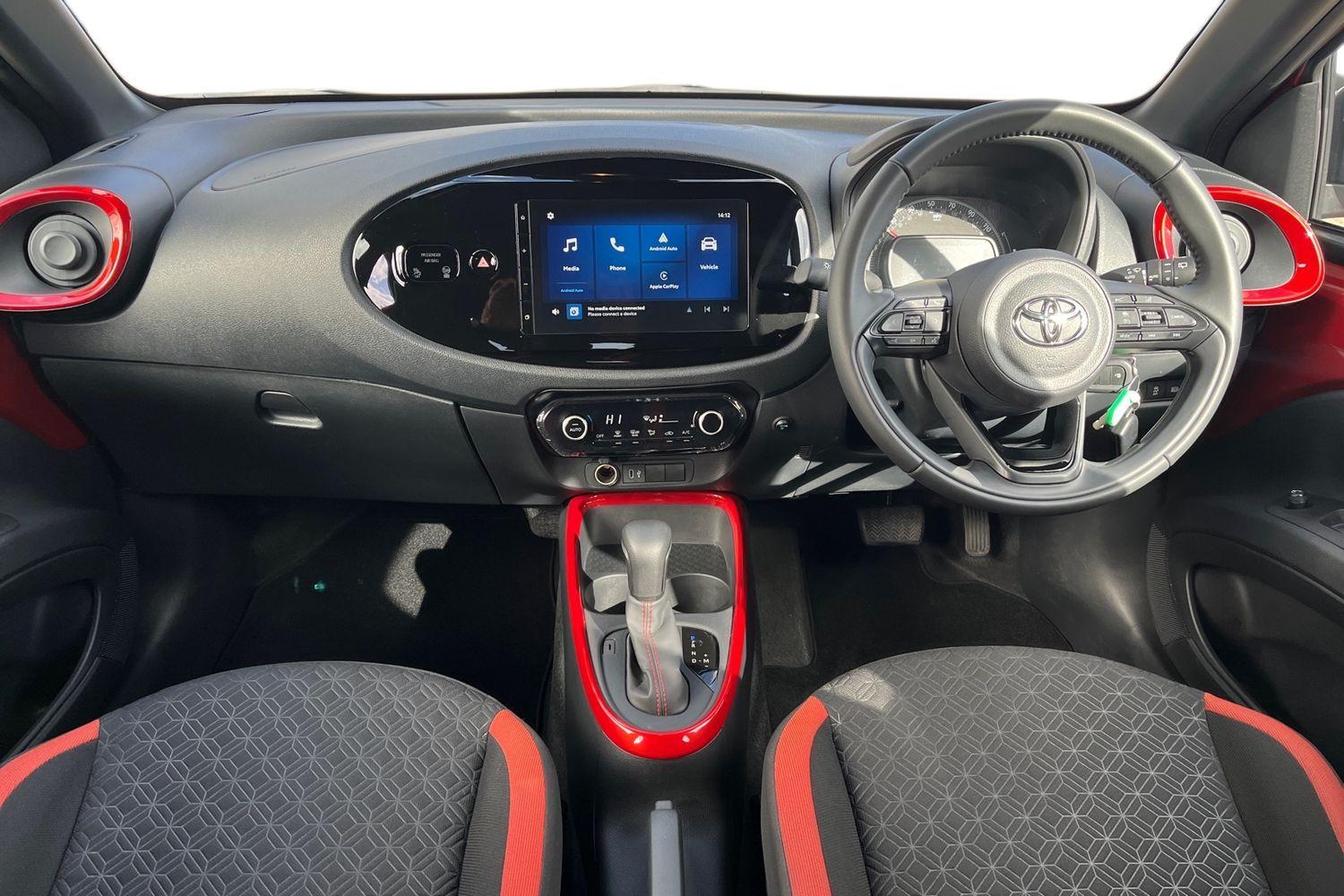 Toyota Aygo X Photo 9