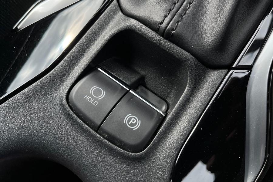 Suzuki Swace Photo autoimg-94ed0166da66a398dde805df3d5c87773cced3c7.jpg