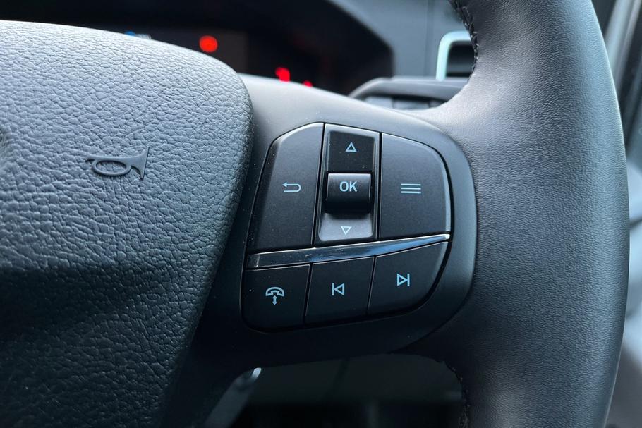 Used Ford E-TRANSIT 28