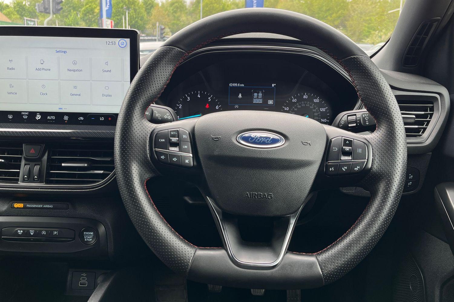 Ford FOCUS Photo 11