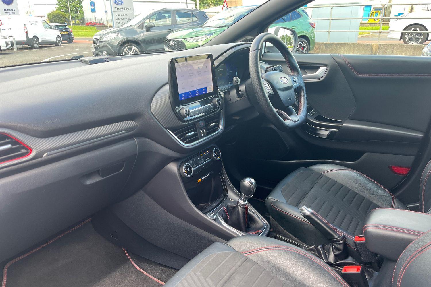 Ford PUMA Photo 17