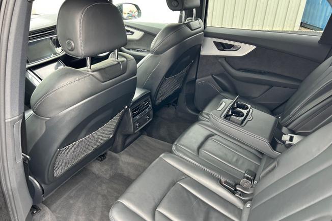 Audi Q7 Photo 42