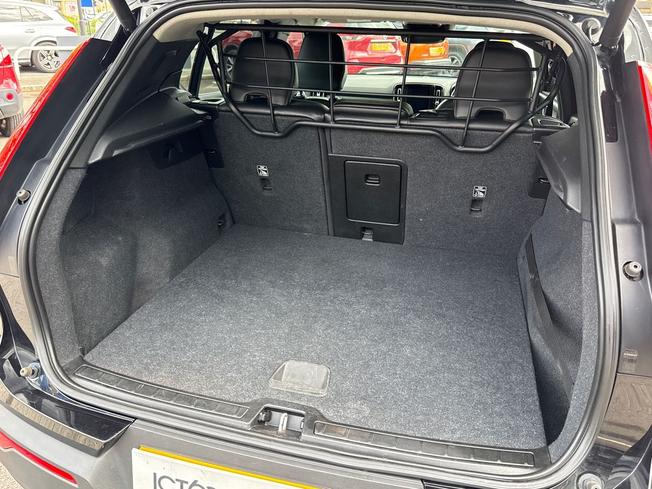 VOLVO Xc40 Photo 12