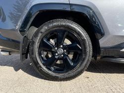 TOYOTA Rav4 Photo 5