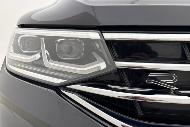 VOLKSWAGEN Tiguan Photo 19