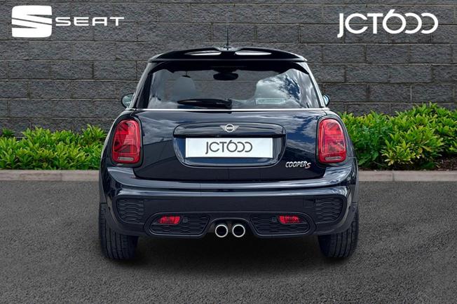 MINI Hatch Photo 7