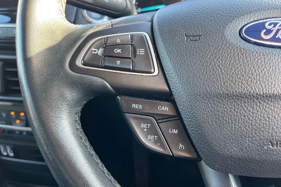 Ford EcoSport Photo autoimg-95066e46067837bb7c6a5ccedbf62799e3dc01bf.jpg