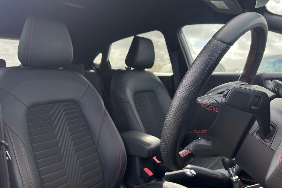 Ford PUMA Photo autoimg-95074c79760721098f1843a71e12bd0f30612788.jpg