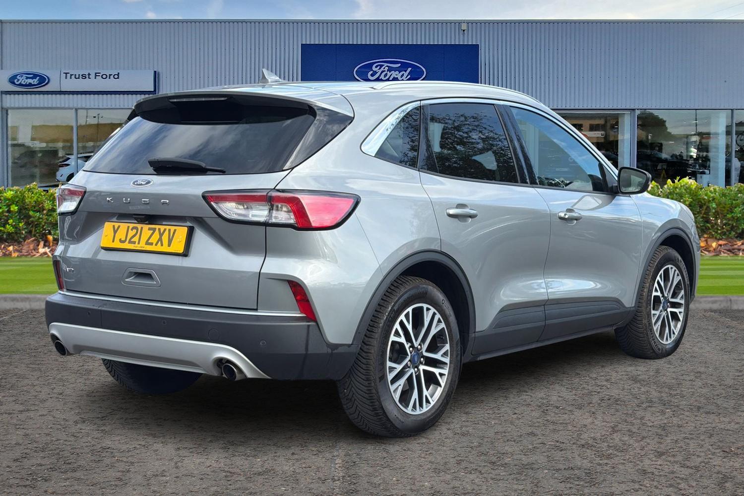 Ford KUGA Photo 3