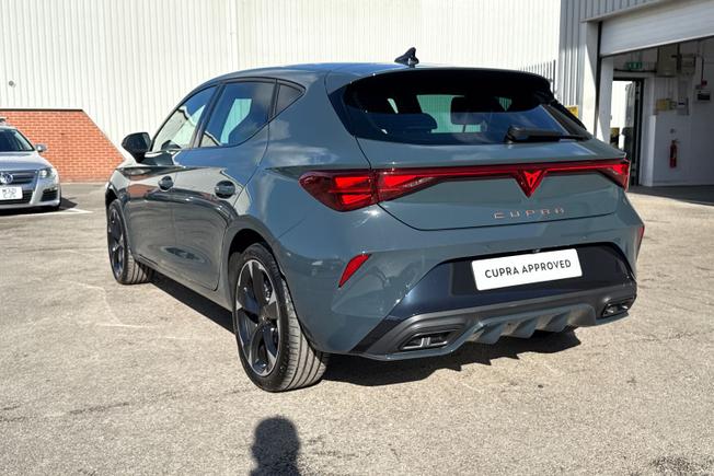 CUPRA Leon Photo 21