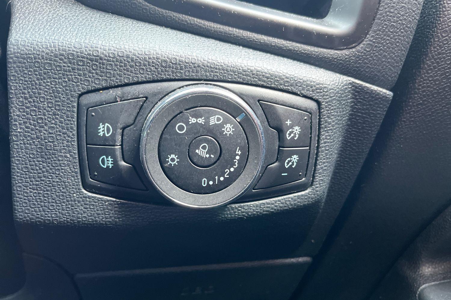 Ford ECOSPORT Photo 27