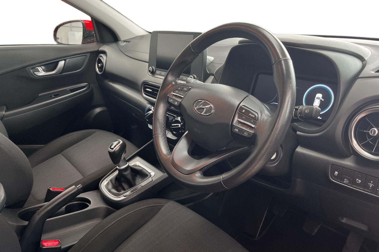 Hyundai KONA Photo 8