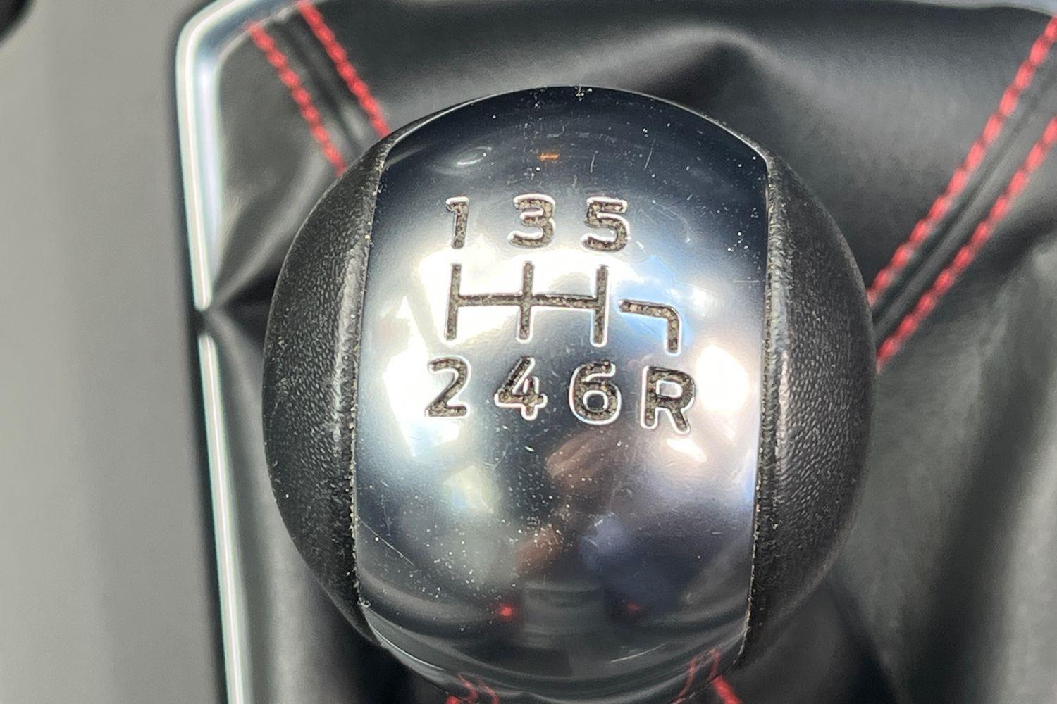 Ford FOCUS Photo 29