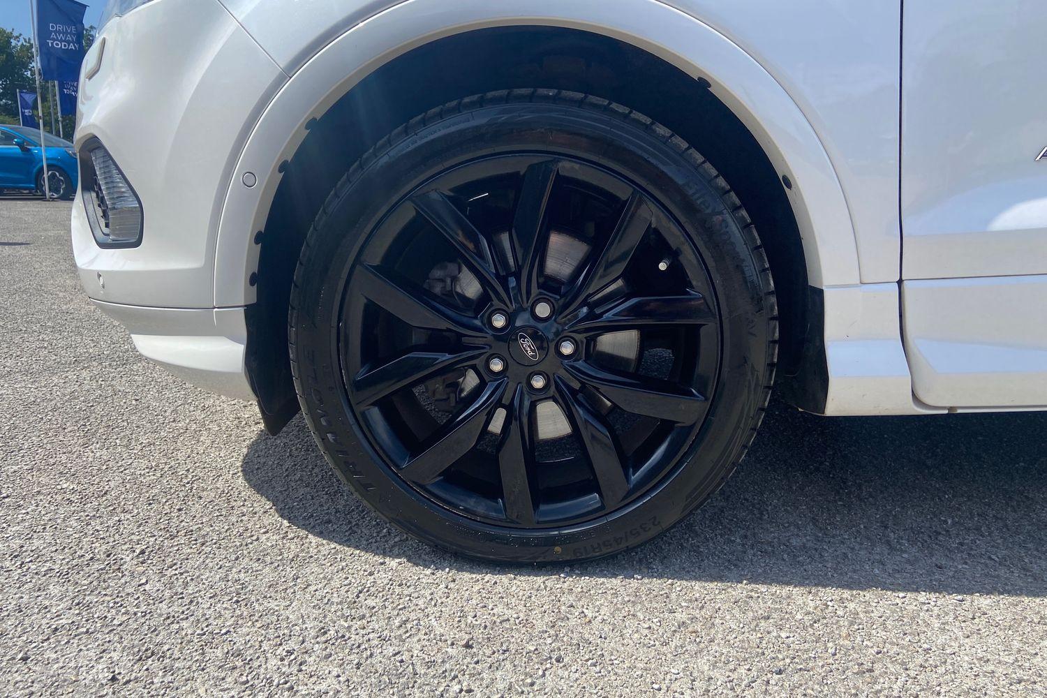 Ford Kuga Photo 22