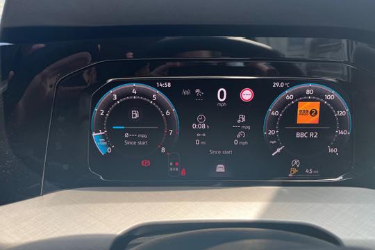 Volkswagen Golf Photo autoimg-951eea0dd776badd1cb4388e6746b81c722a2588.jpg