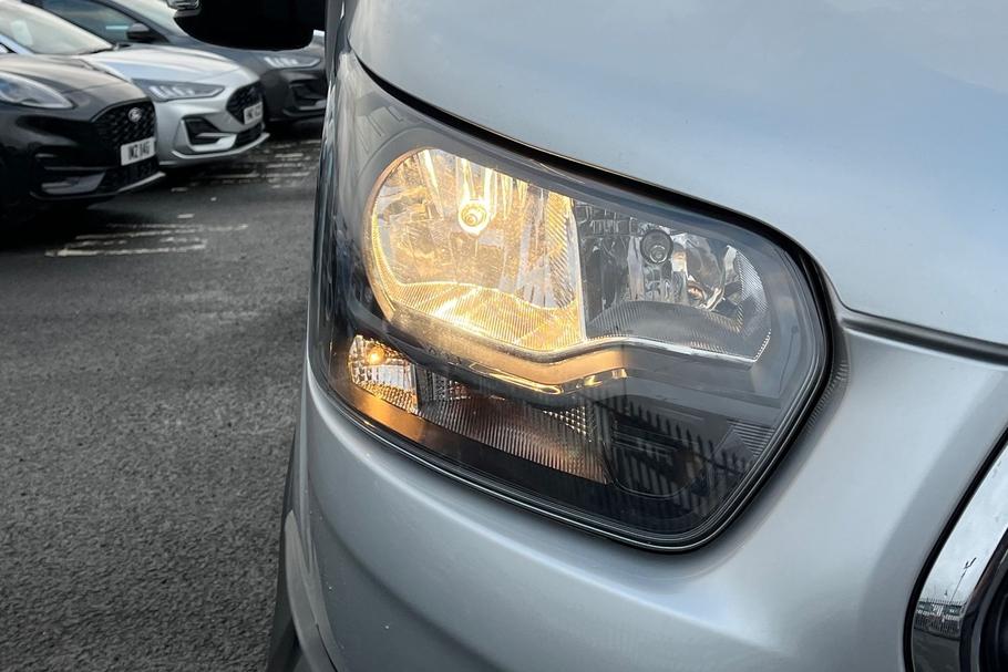 Used Ford E-TRANSIT 9