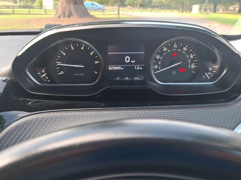 Used Peugeot 2008 NV19UNU 50