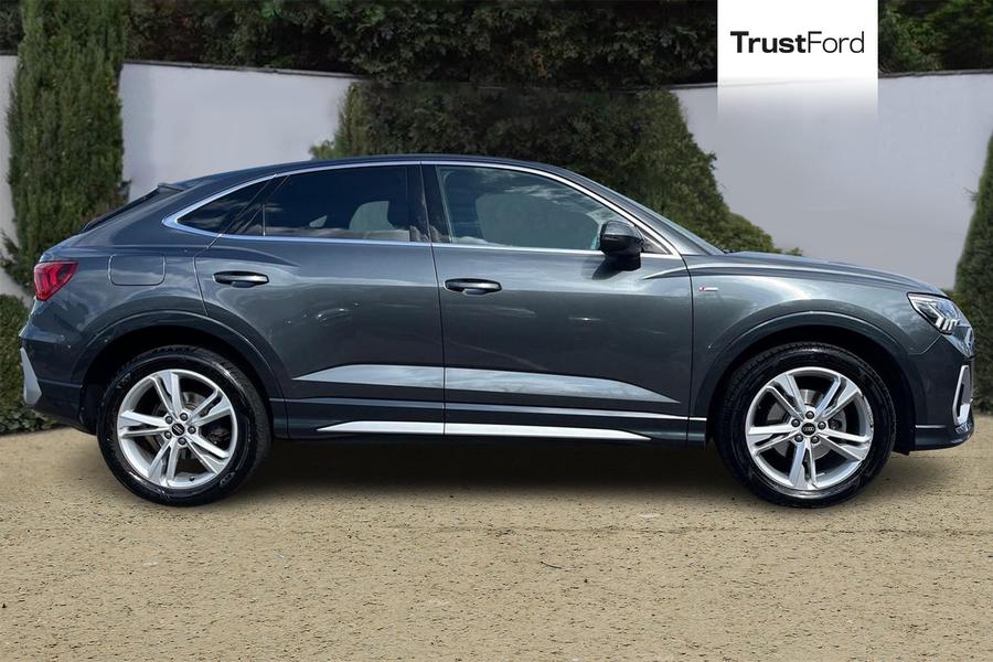 Audi Q3 Photo autoimg-95235fc6ac28dafb1bd321e6d207b5d5b252afc9.jpg