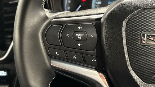 Isuzu D-Max Photo autoimg-952462726fe8a21acb4a5a605ffbe794bb3407be.jpg