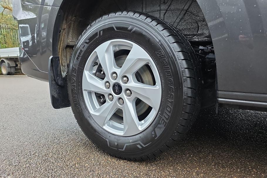 Used FORD TRANSIT CUSTOM AP25NKA 19