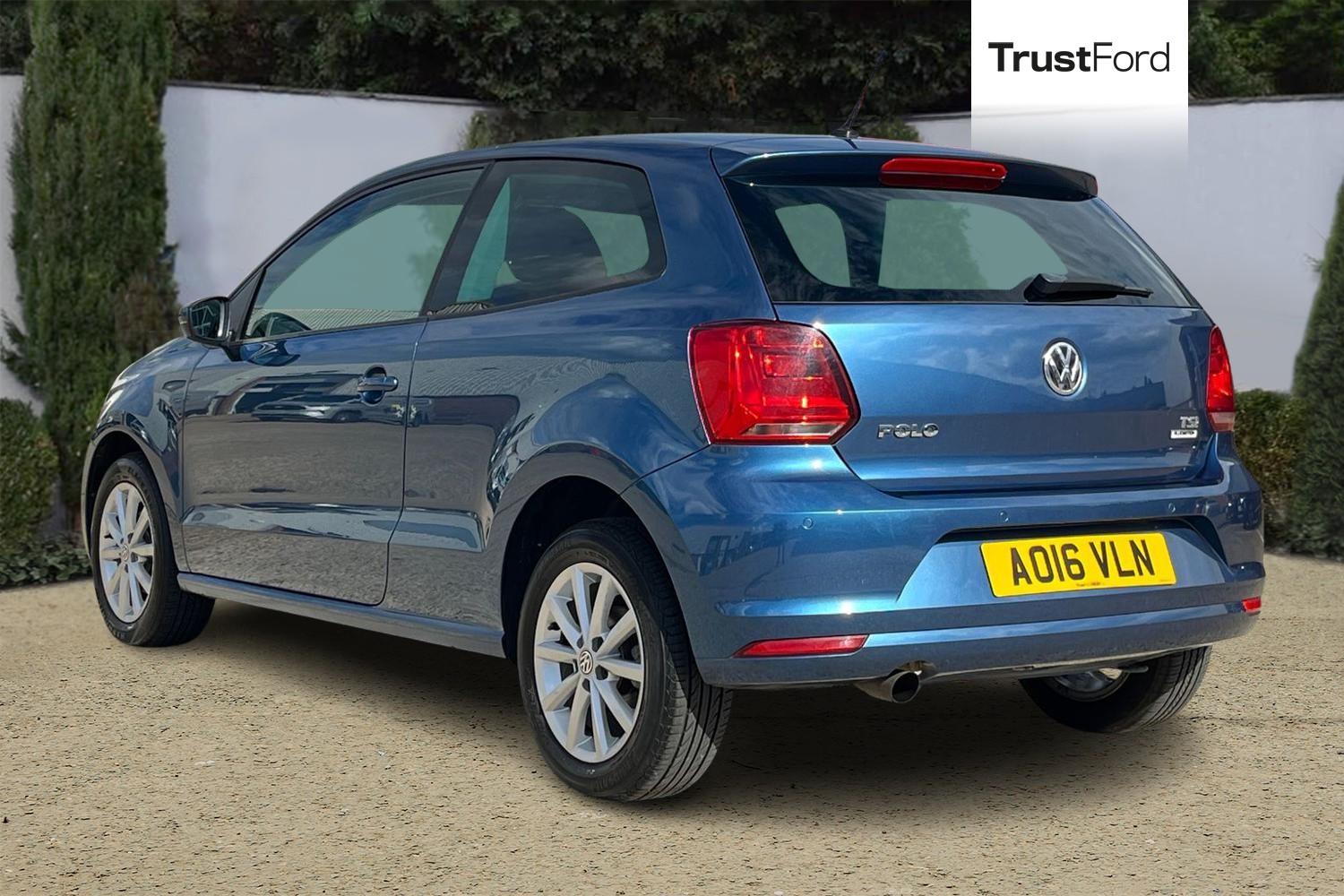 Volkswagen Polo Photo 1