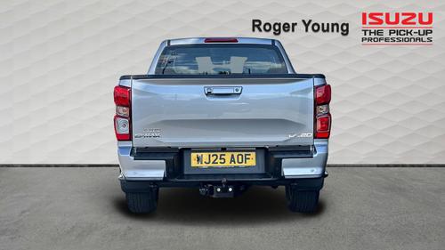 Isuzu D-MAX Photo autoimg-952a5f064e9dc9e5669d71f05d525fc872aa38df.jpg
