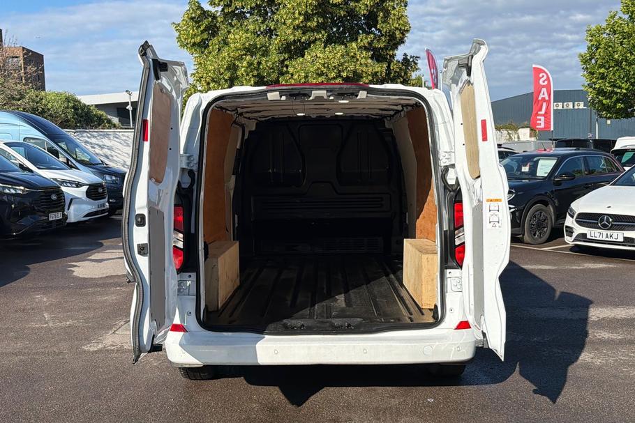 Used Ford TRANSIT CUSTOM LJ24HPB 6