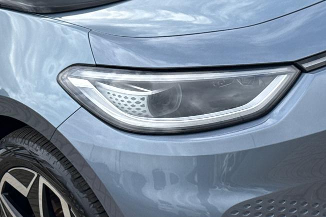 VOLKSWAGEN ID.3 Photo 19