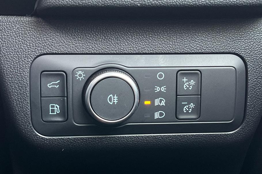 Used Ford Kuga EN25SVO 38