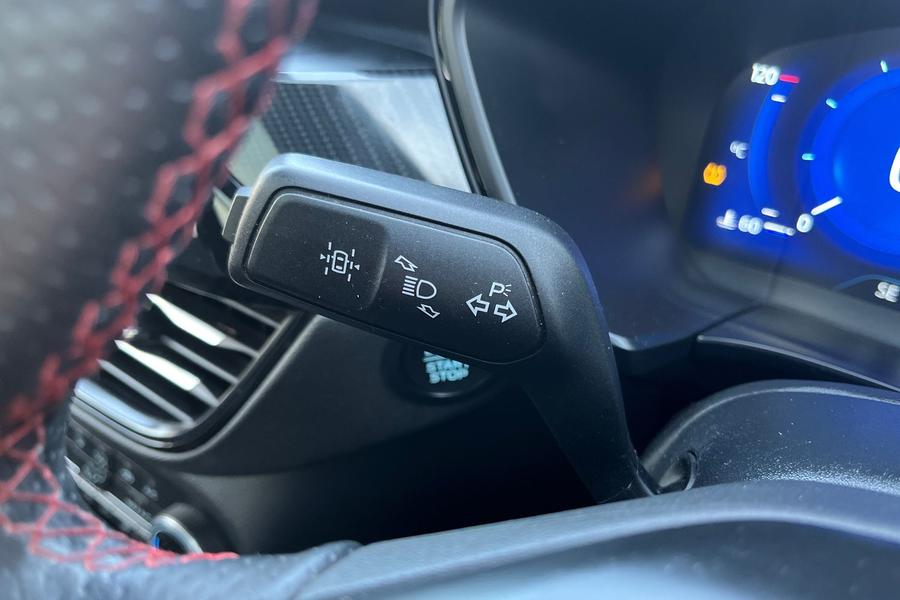 Ford KUGA Photo autoimg-95399c72c284ea28262954d0a49be193bb6254eb.jpg