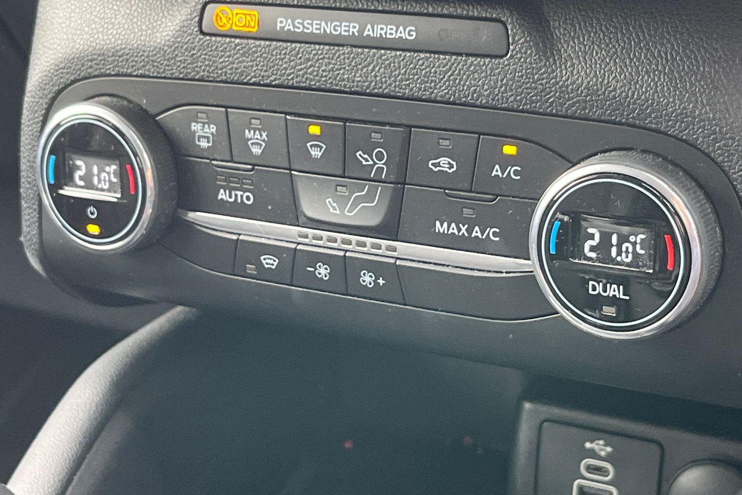 Ford Kuga Photo 25
