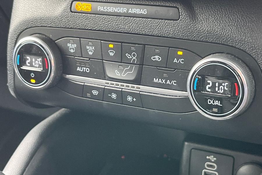 Ford Kuga Photo autoimg-953a8a7e305ea92af9ae6838025d9f6be2150673.jpg