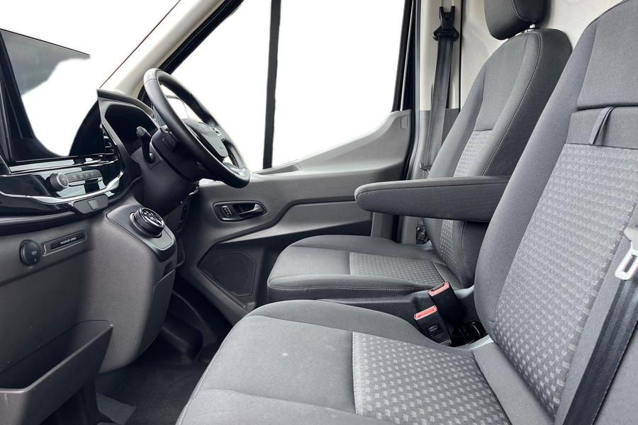 Ford Transit Photo autoimg-953c451a47ab245f0ca1874e00414b32e047d4a2.jpg