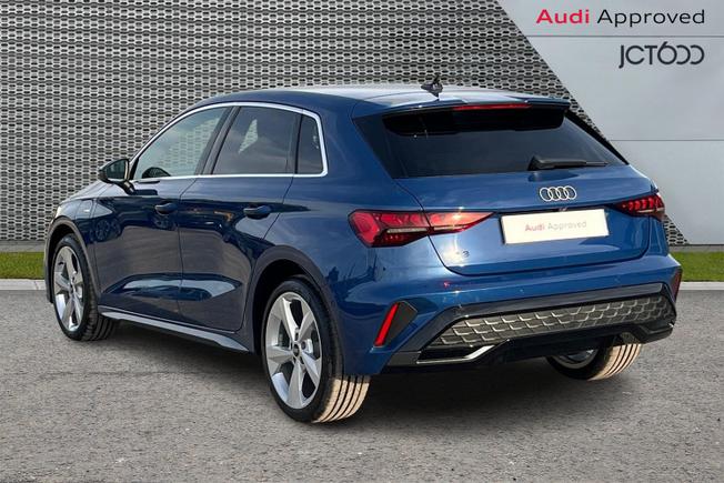 AUDI A3 Photo 3