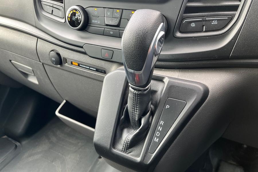 Ford TRANSIT Photo autoimg-9543b90699b1d74e6c1ee9d89cb330e2a8a63dfb.jpg
