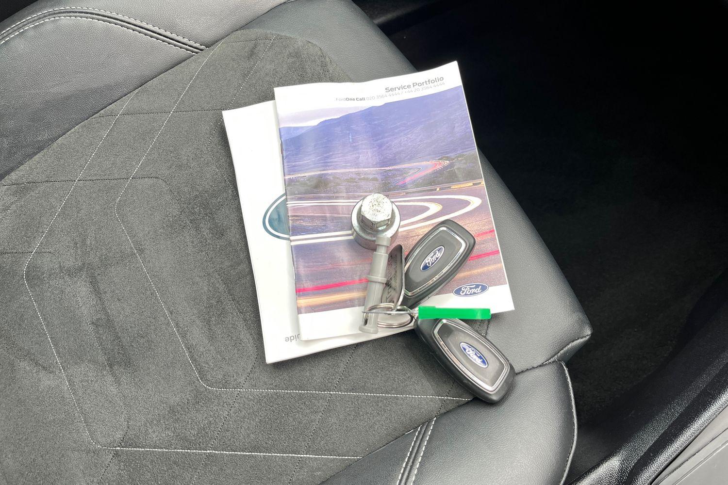 Ford FIESTA Photo 21