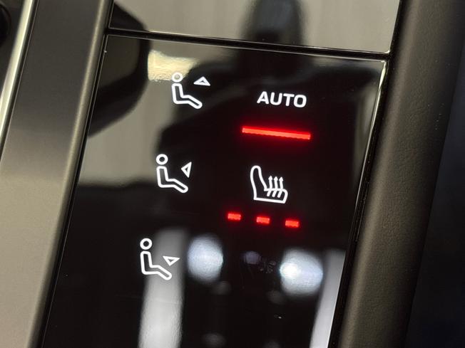 PORSCHE Macan Photo 46