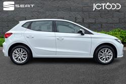 SEAT Ibiza Photo 4