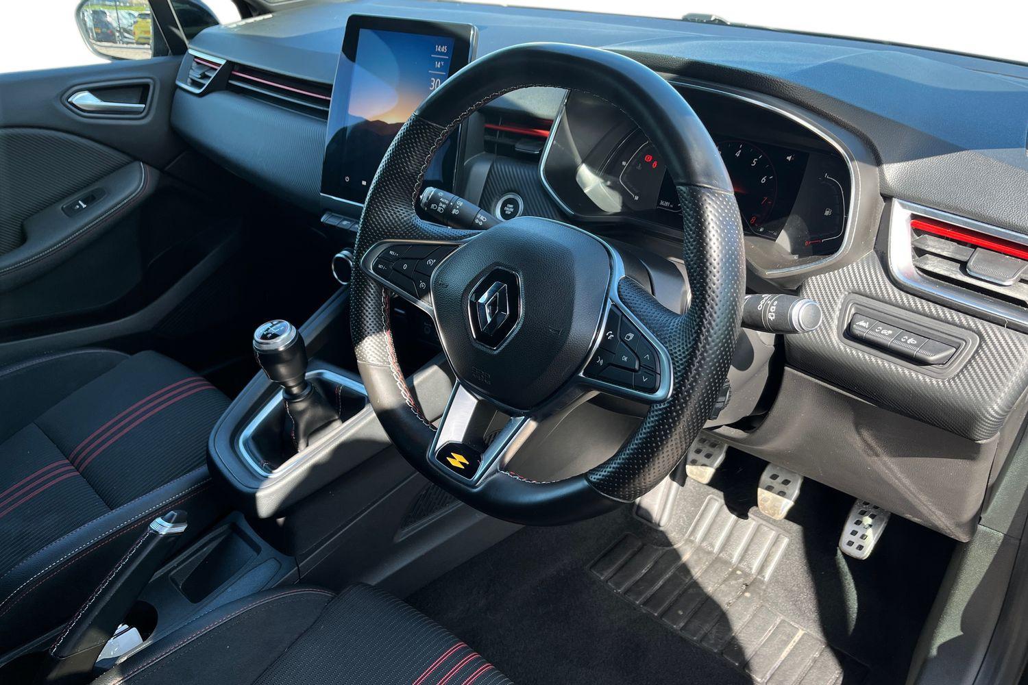 Renault CLIO Photo 8