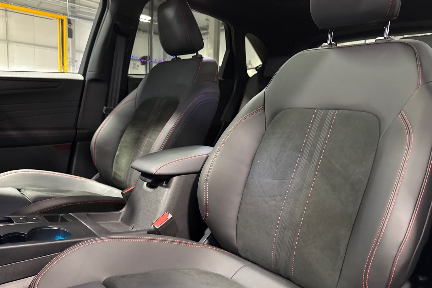 Ford Kuga Photo 18