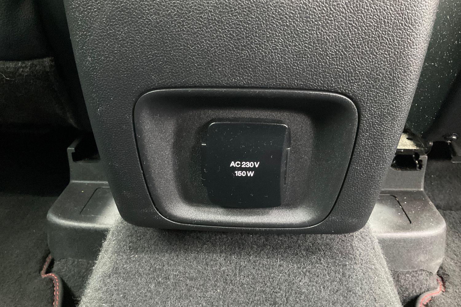 Ford KUGA Photo 36