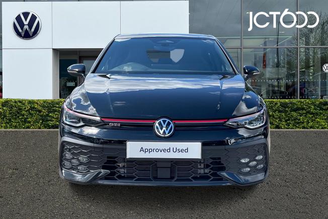 VOLKSWAGEN Golf Photo 8