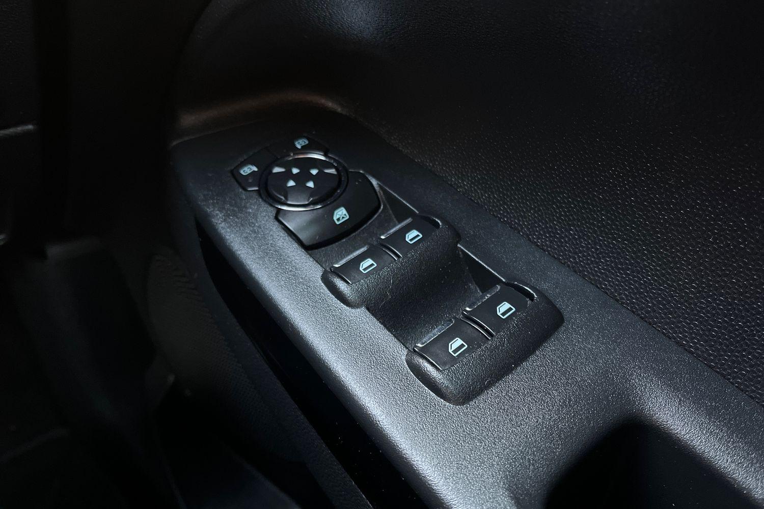 Ford ECOSPORT Photo 15