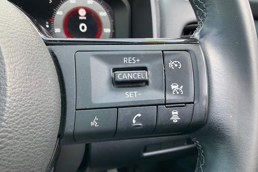 Nissan QASHQAI Photo autoimg-95577265557fd72b9c5f1c732e974058c803a62d.jpg